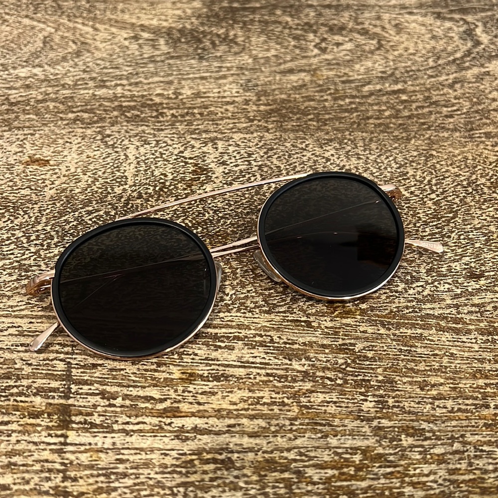 Illesteva Kingston Sunglasses